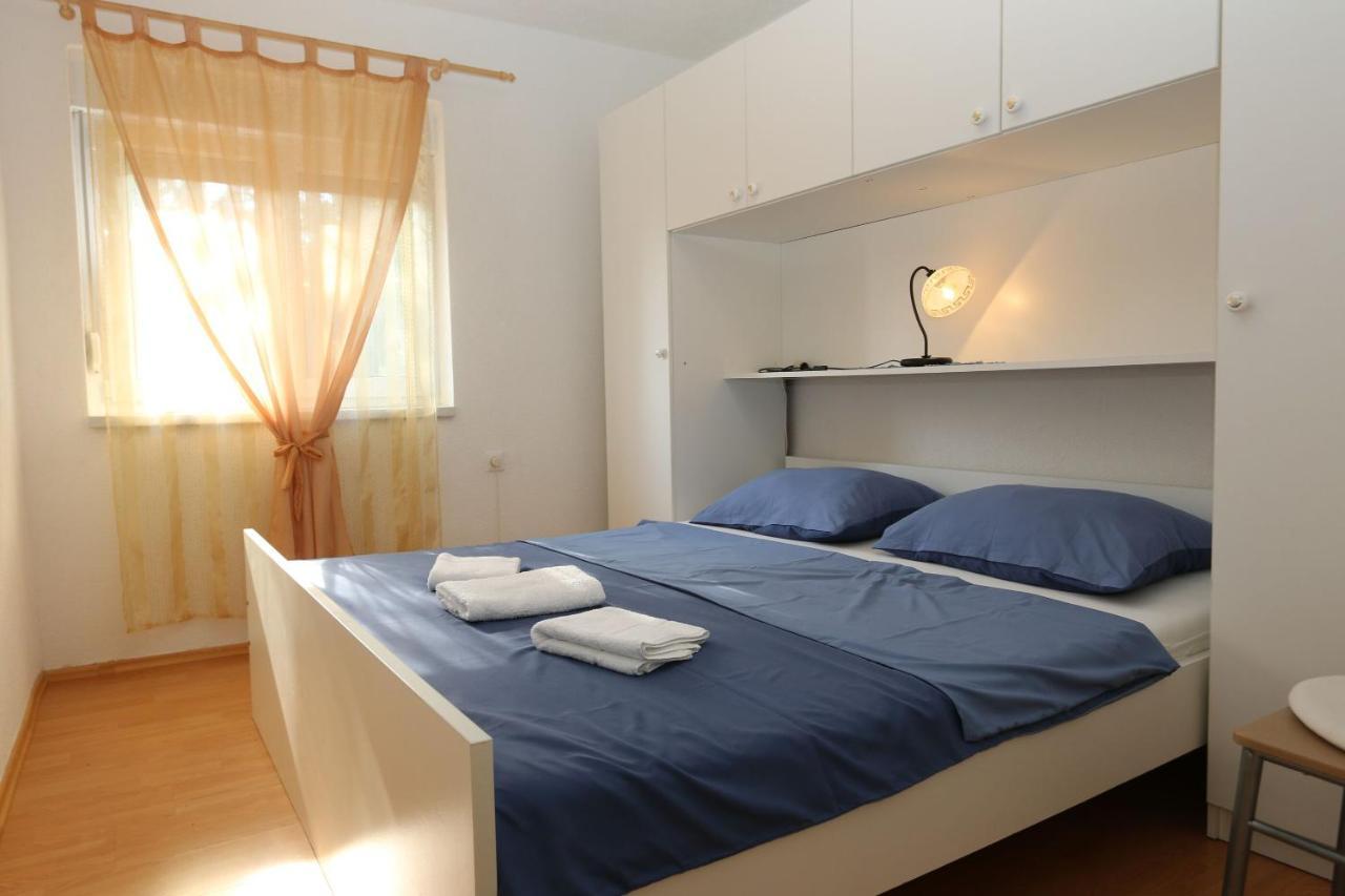 Apartments Nadenic Šilo Exterior foto